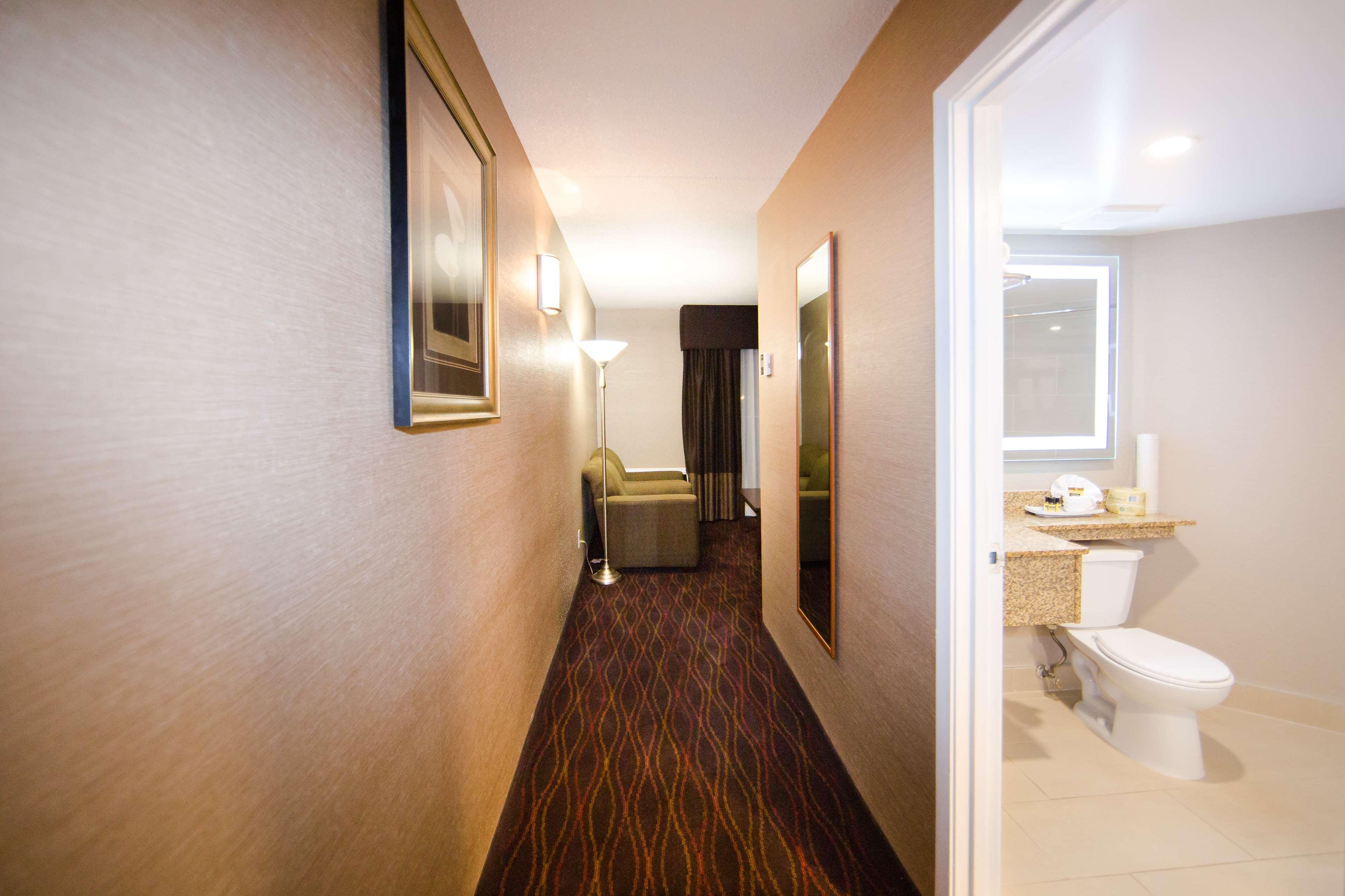 Best Western Plus Ottawa Kanata Hotel And Conference Centre Eksteriør billede
