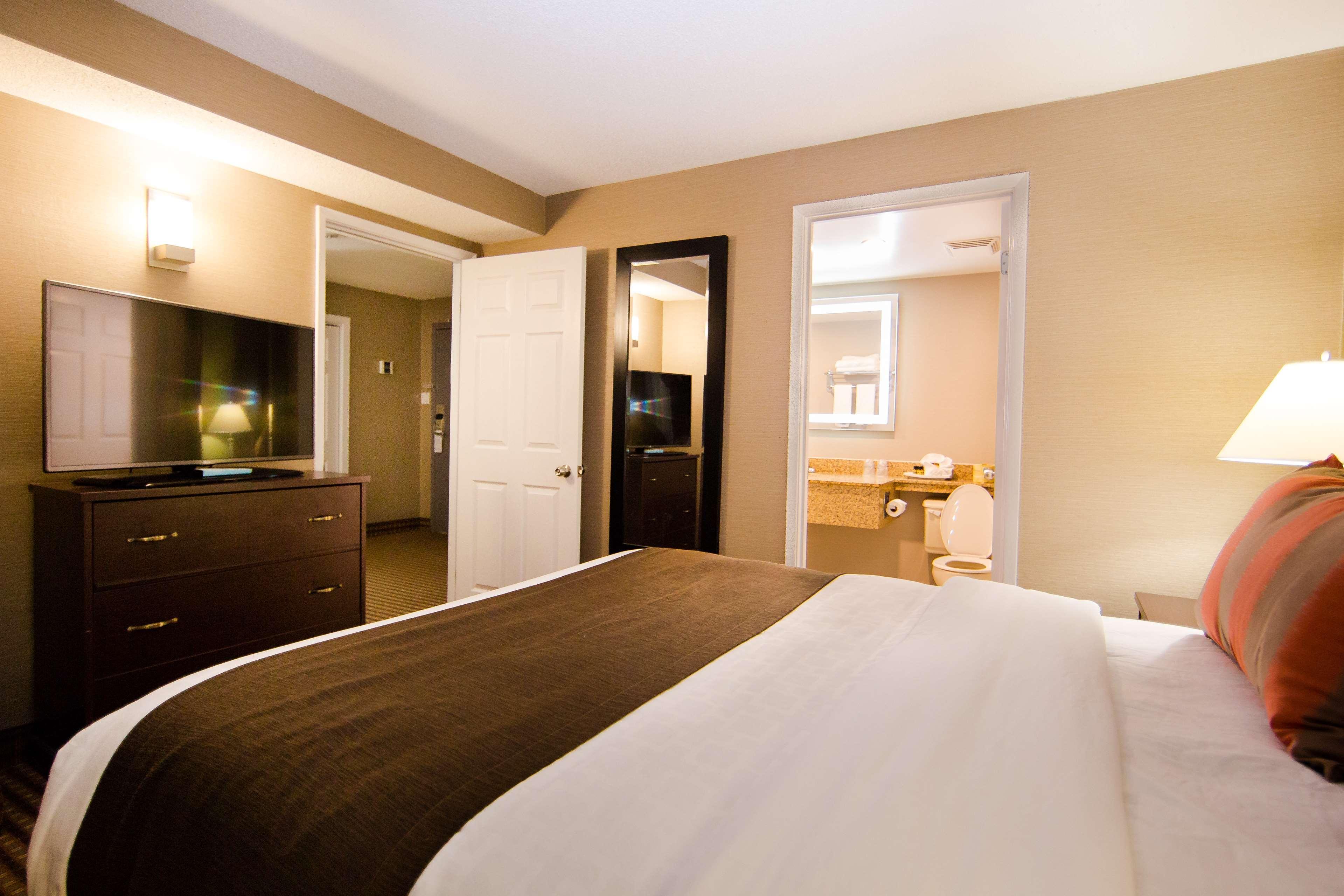 Best Western Plus Ottawa Kanata Hotel And Conference Centre Eksteriør billede