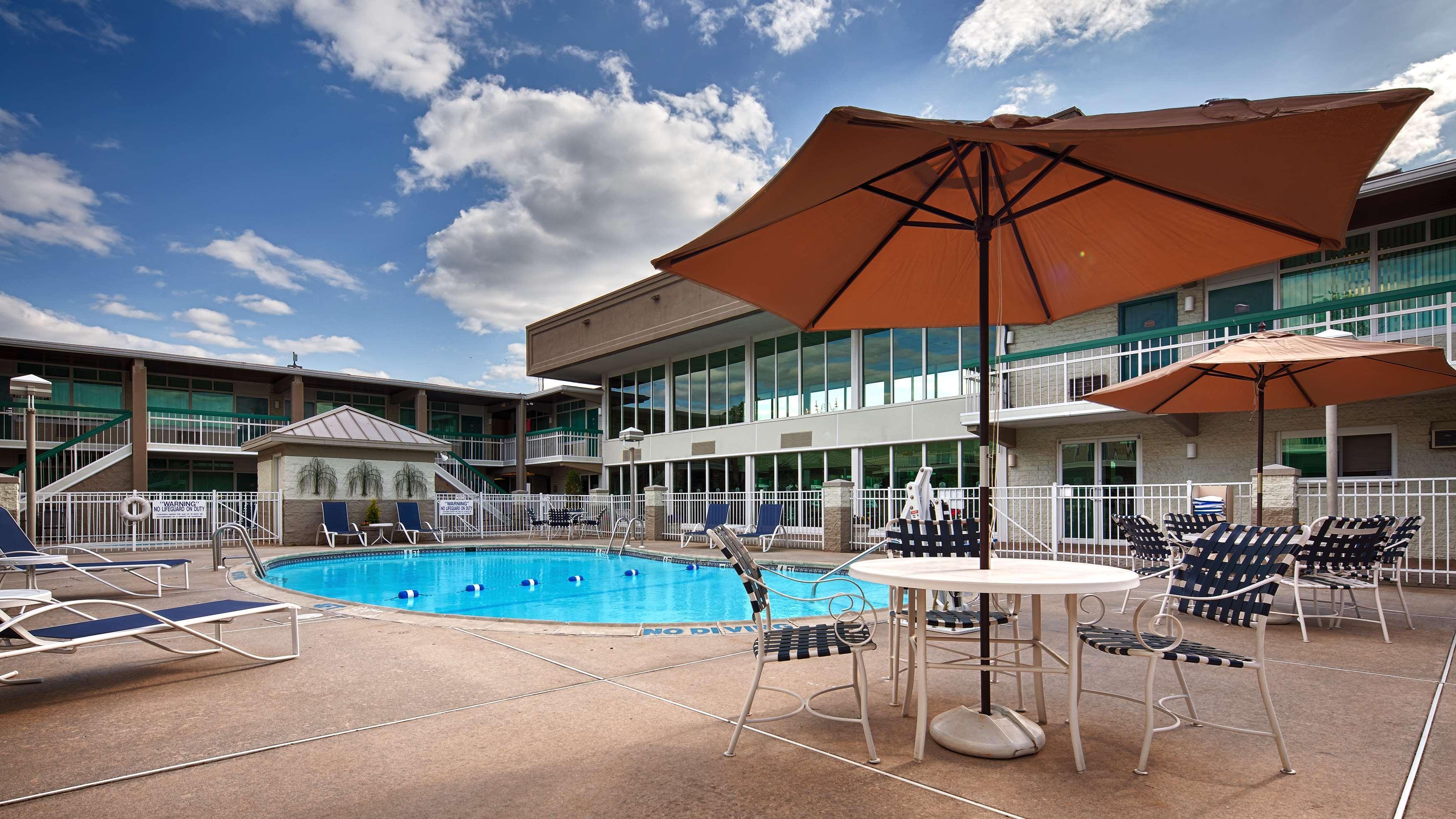 Best Western Plus Ottawa Kanata Hotel And Conference Centre Eksteriør billede