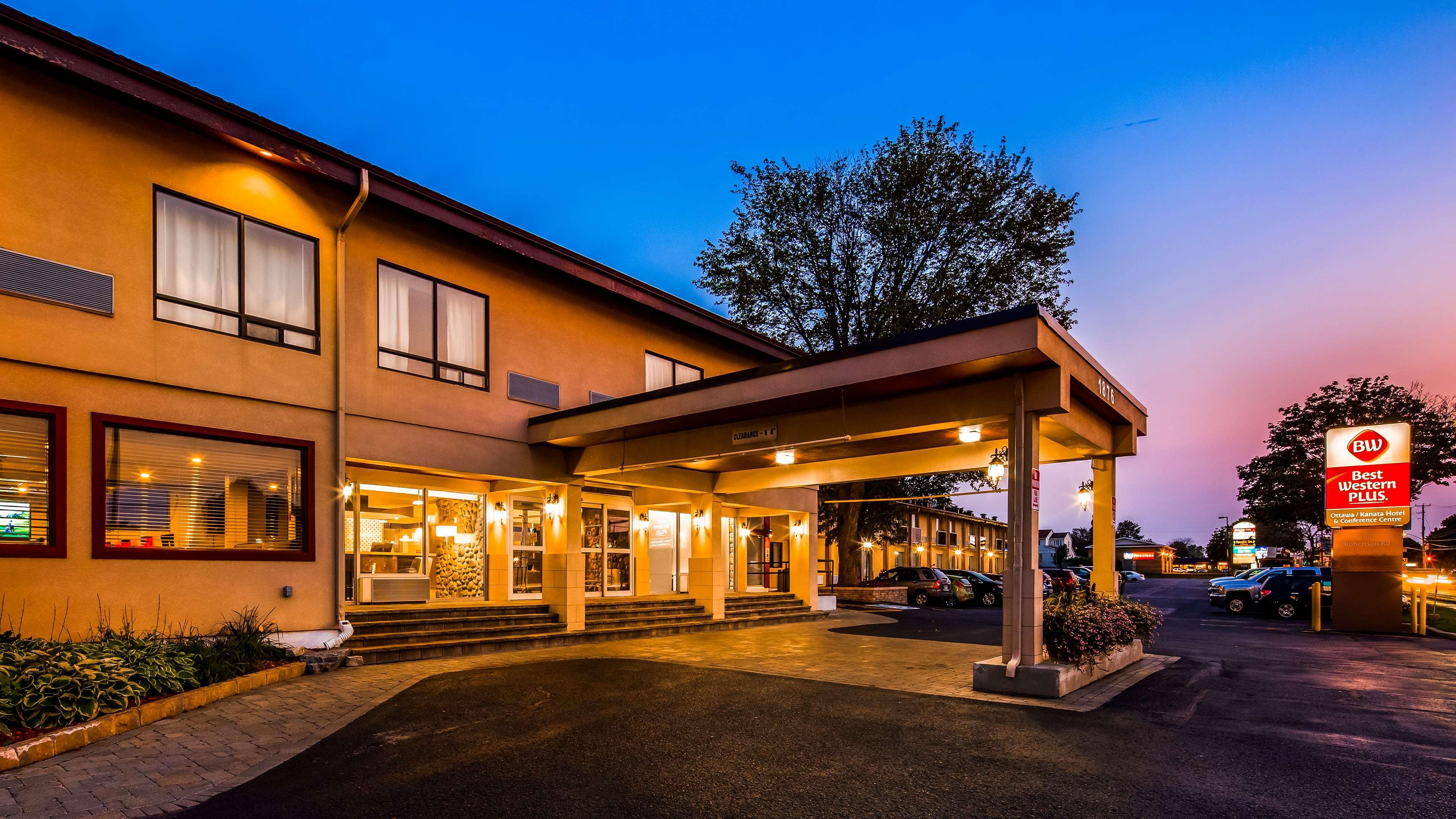 Best Western Plus Ottawa Kanata Hotel And Conference Centre Eksteriør billede