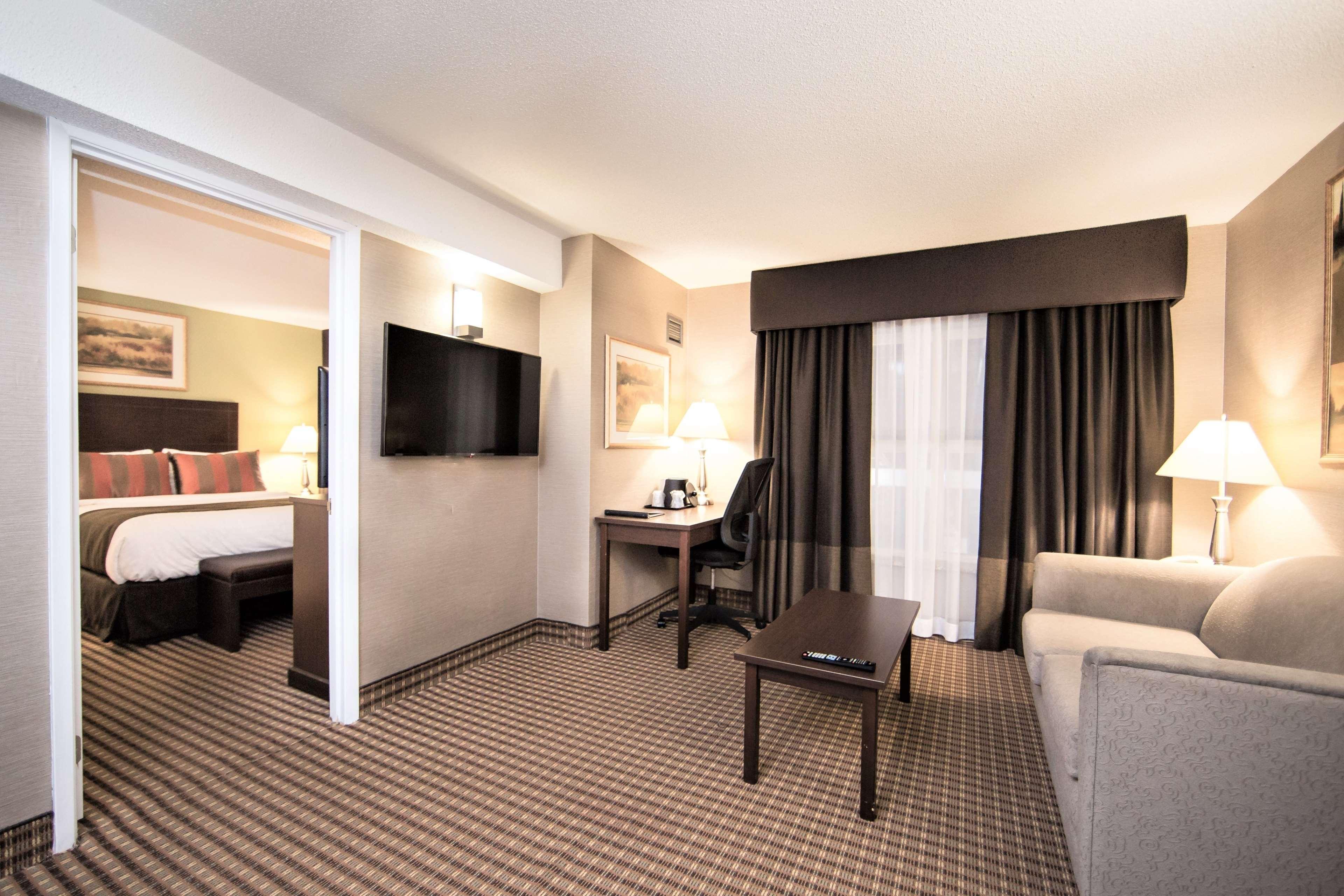 Best Western Plus Ottawa Kanata Hotel And Conference Centre Eksteriør billede