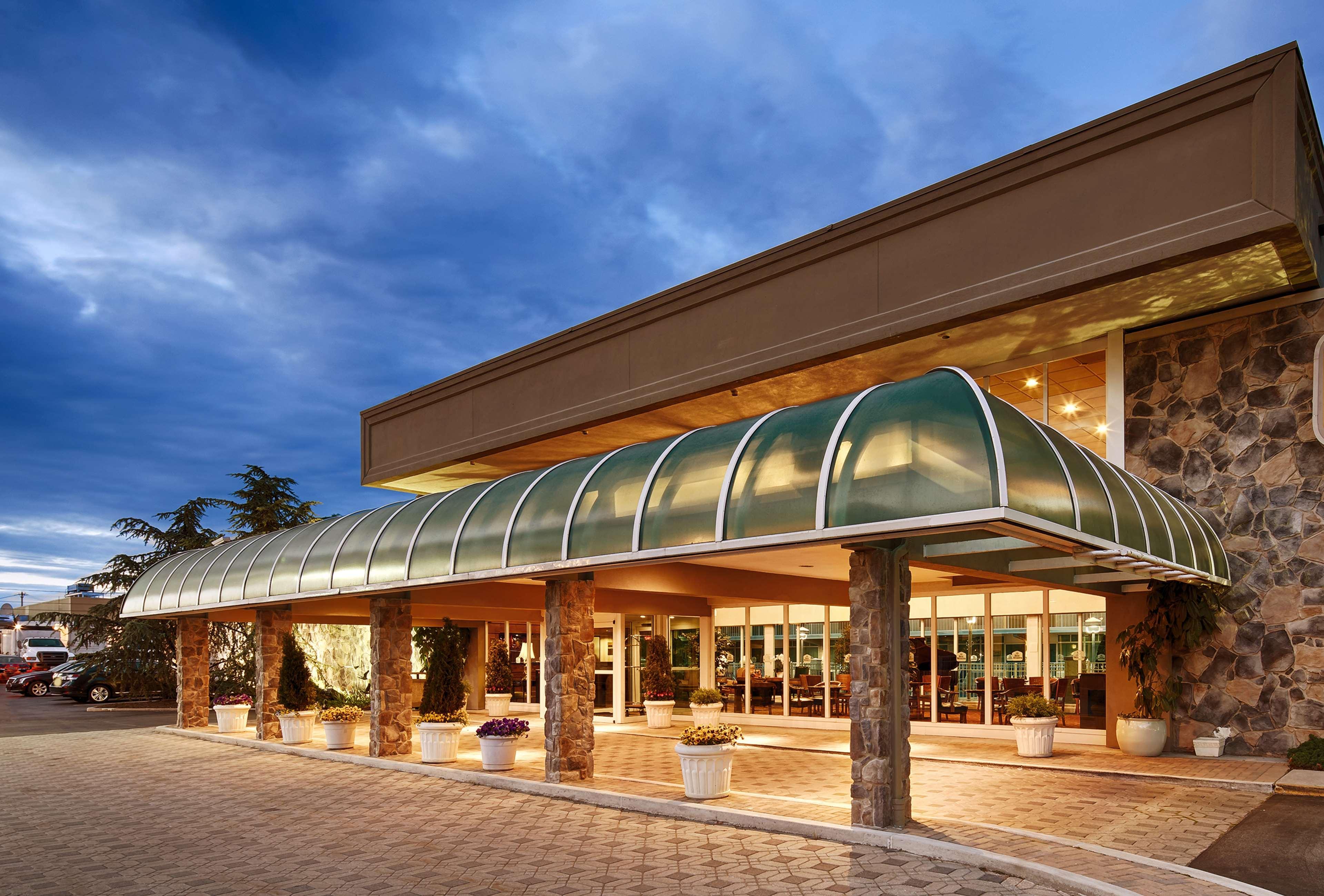 Best Western Plus Ottawa Kanata Hotel And Conference Centre Eksteriør billede
