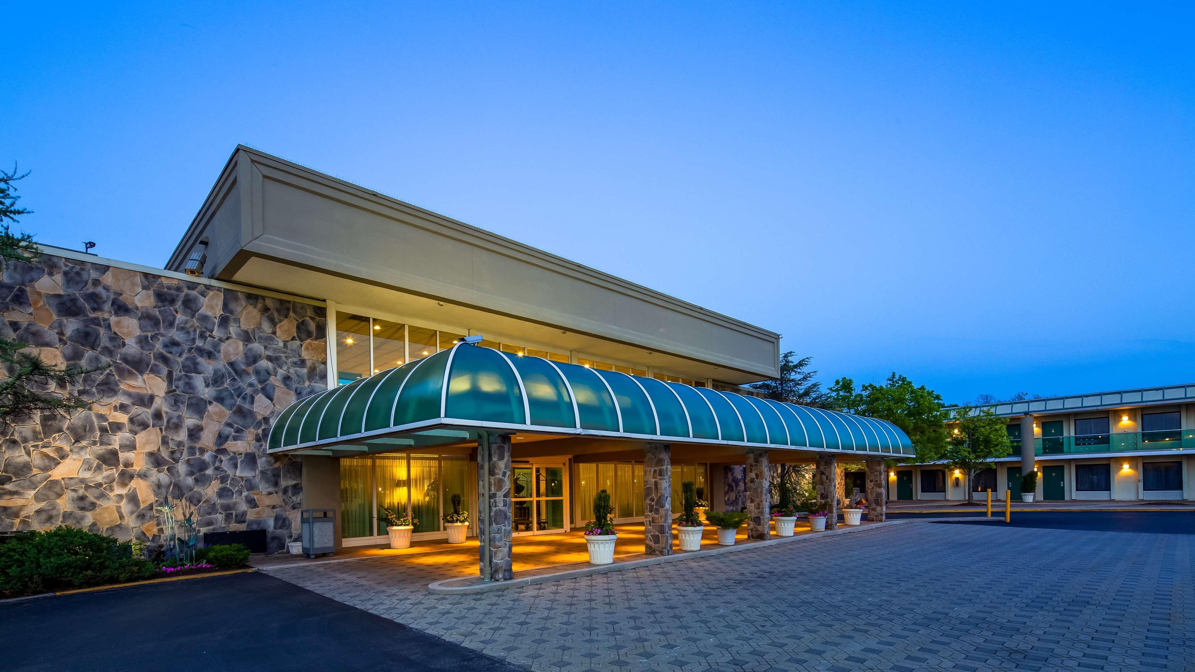 Best Western Plus Ottawa Kanata Hotel And Conference Centre Eksteriør billede